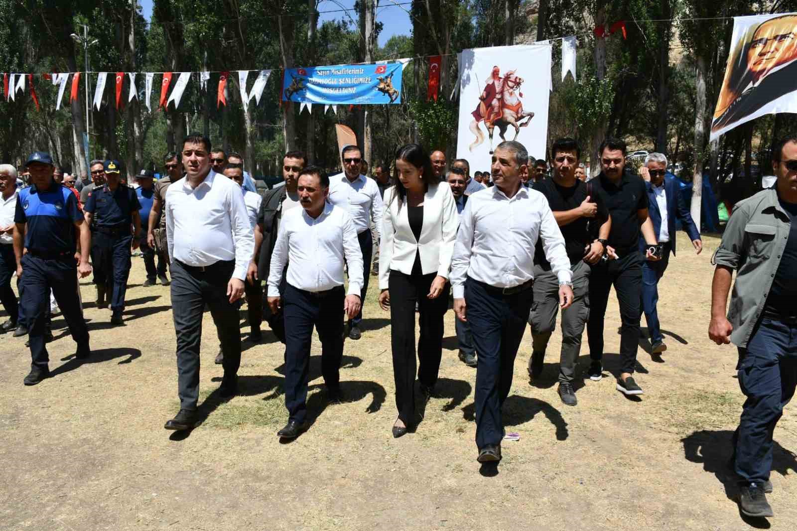 Dadaloğlu Şenlikleri coşkuyla yapıldı 