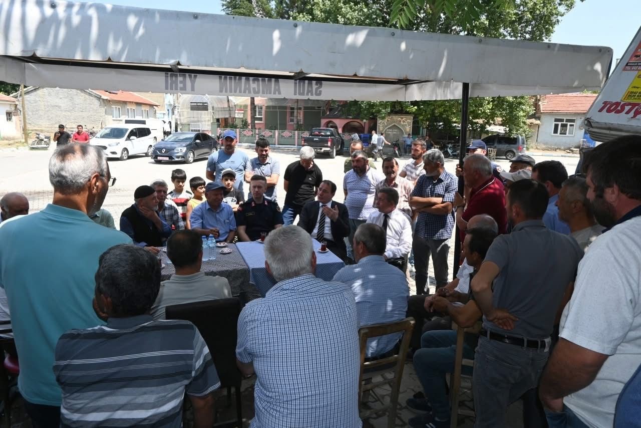 Kaymakam Türker, vatandaşların taleplerini dinledi 