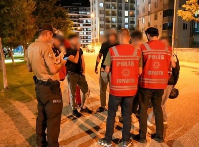 Isparta’da son 1 haftada 25 aranan şahıs yakalandı