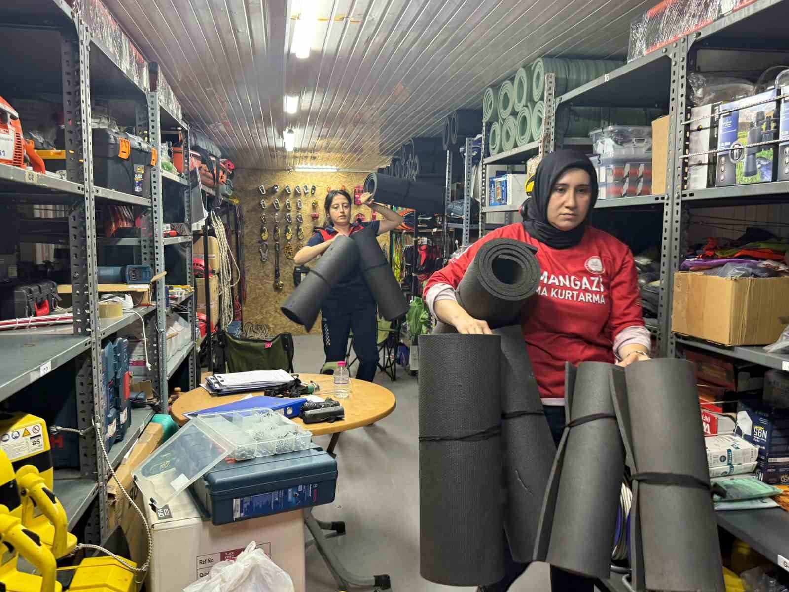 Osmangazi’den Sındırgı’ya deprem sonrası hızlı destek 