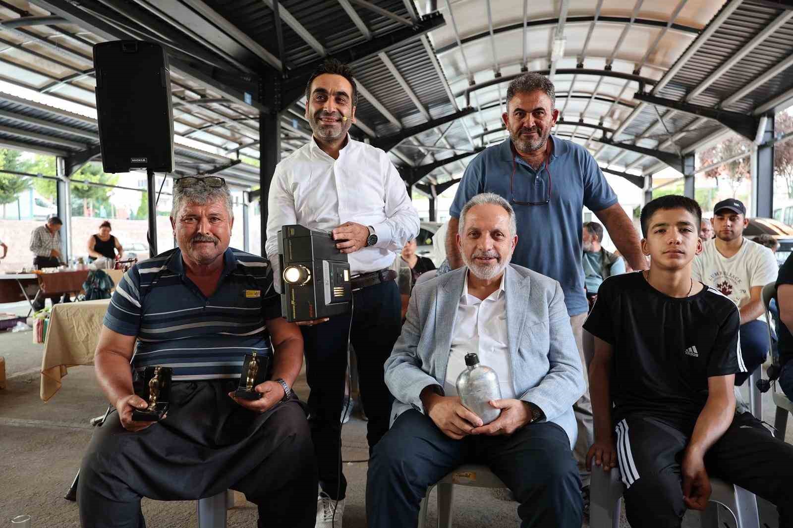 Antikacılar Talas’ta toplandı 