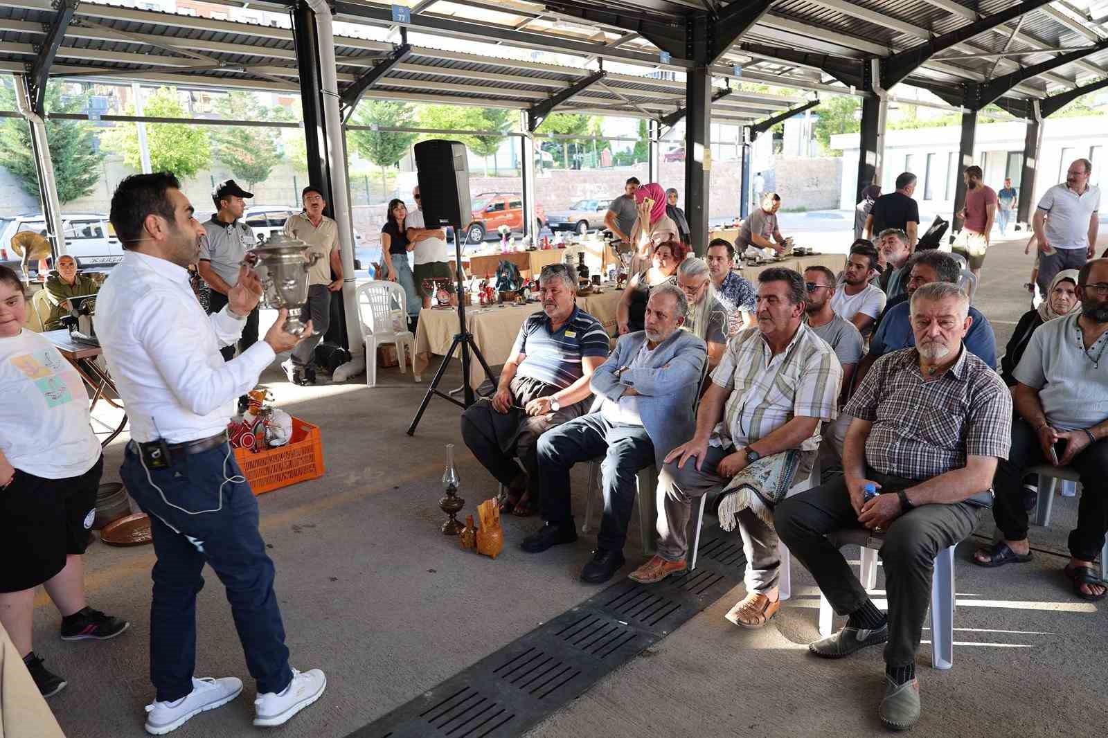 Antikacılar Talas’ta toplandı 