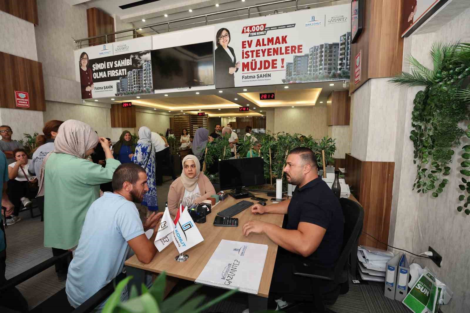 GBB Konut çekilişsiz kurasız ev sahibi yapıyor 