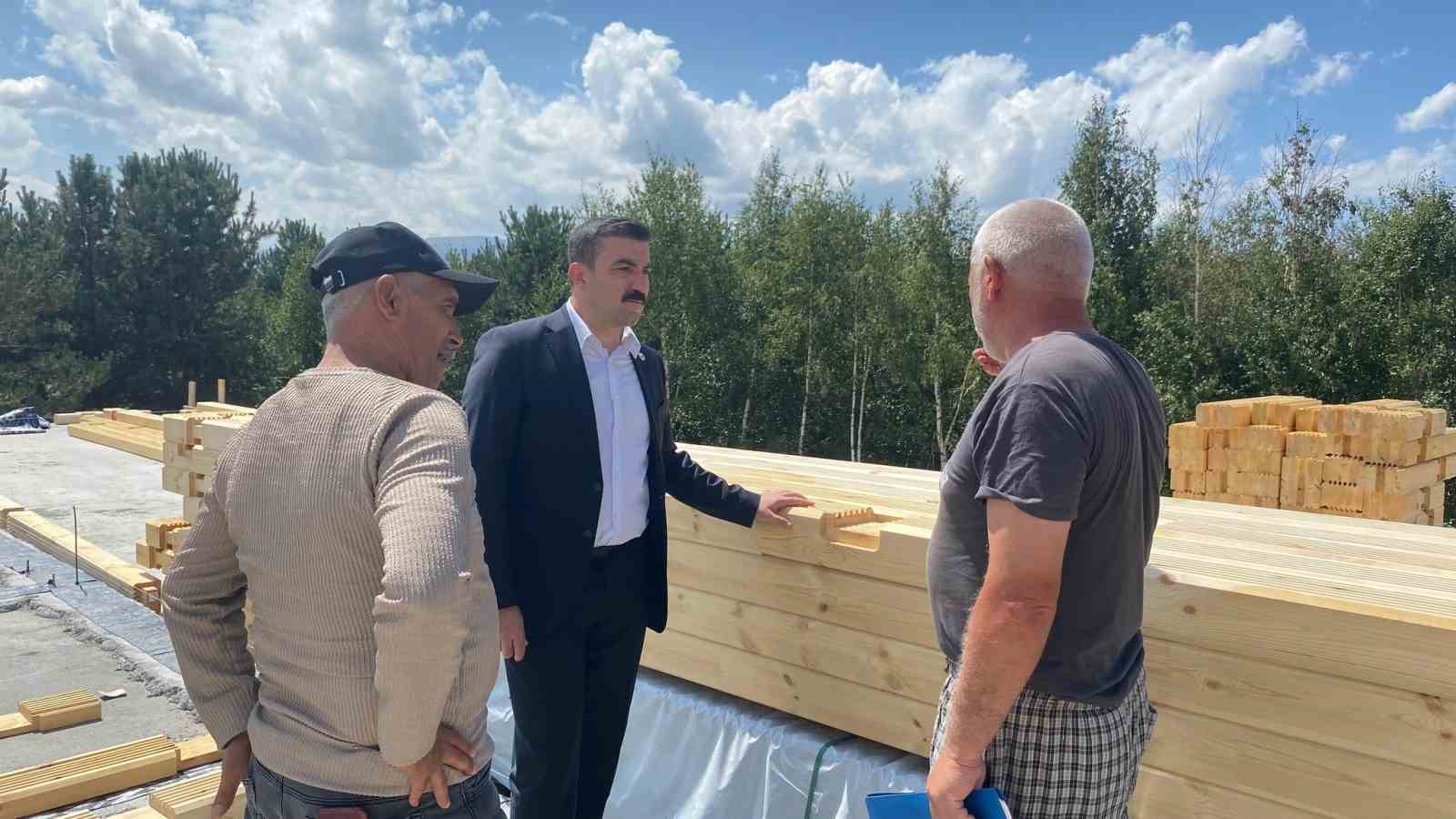 Arpaçay’da Kütük Evin yapımına başladı 