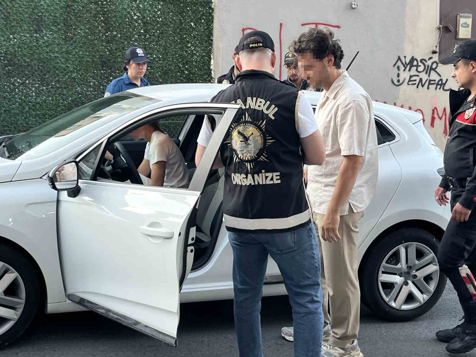 İstanbul Emniyet Müdürü Yıldız, Fatih’te asayiş uygulamasını denetledi 