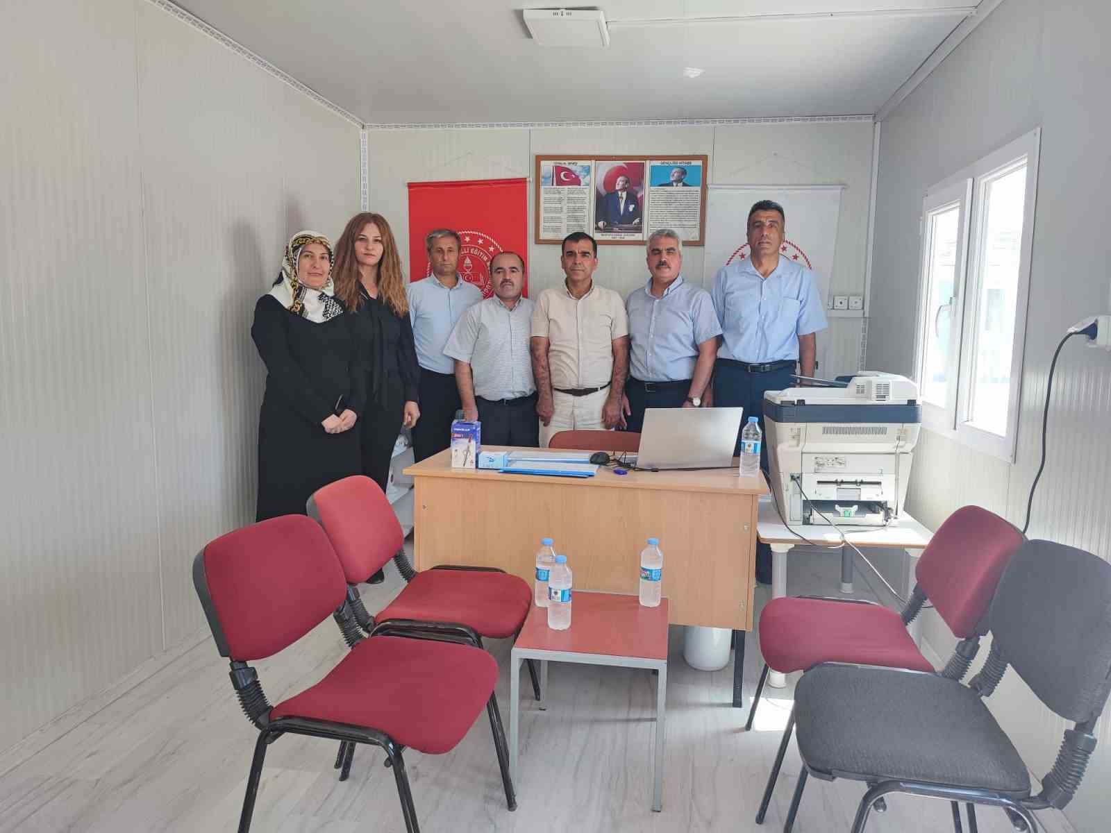 İkizce TOKİ’de Eğitim Danışmanlık Bürosu hizmete açıldı 
