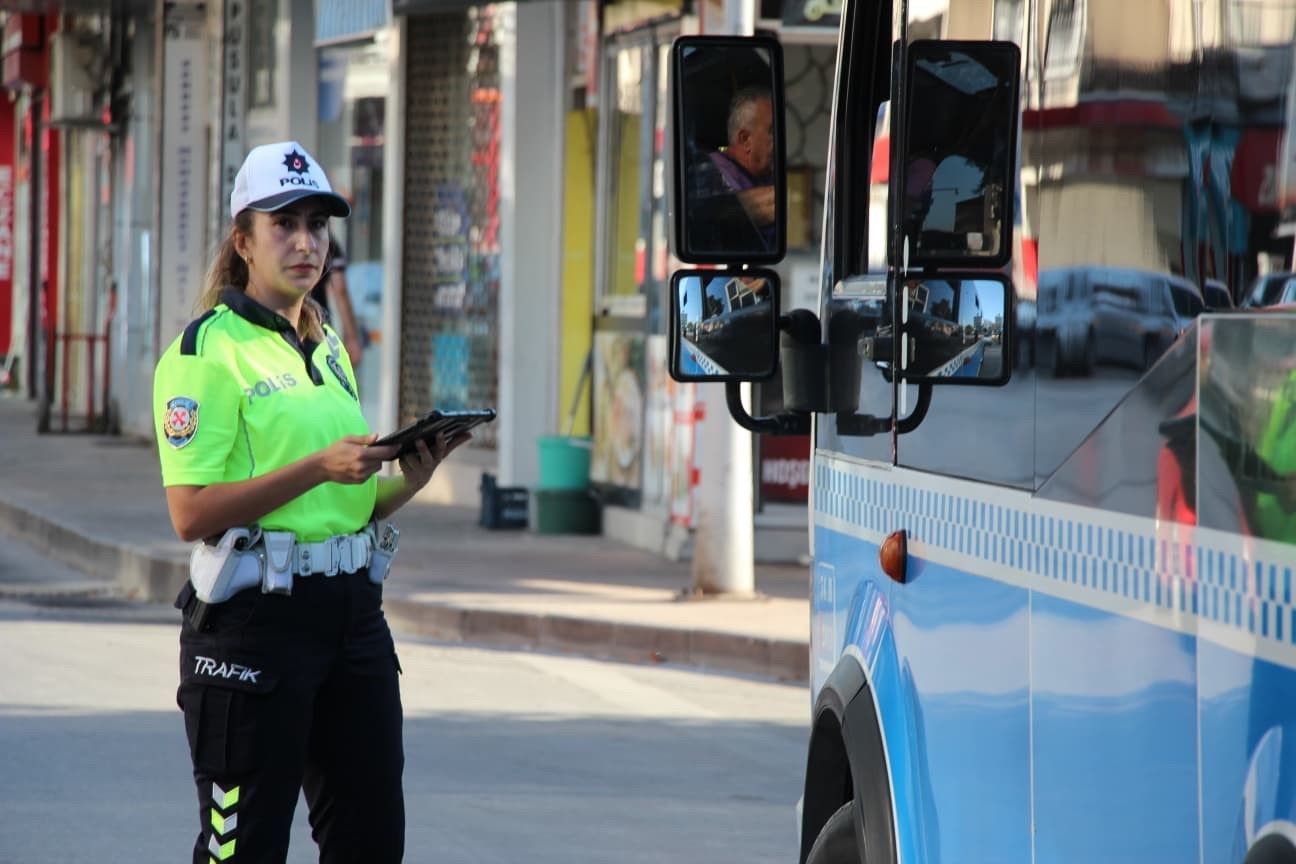 Yazın motosiklet yoğunluğu arttı, polis denetimleri hız kazandı 