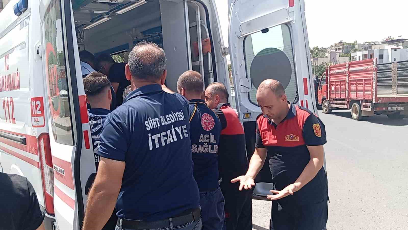 Siirt’te otomobil ile motokurye çarpıştı: 1 yaralı 