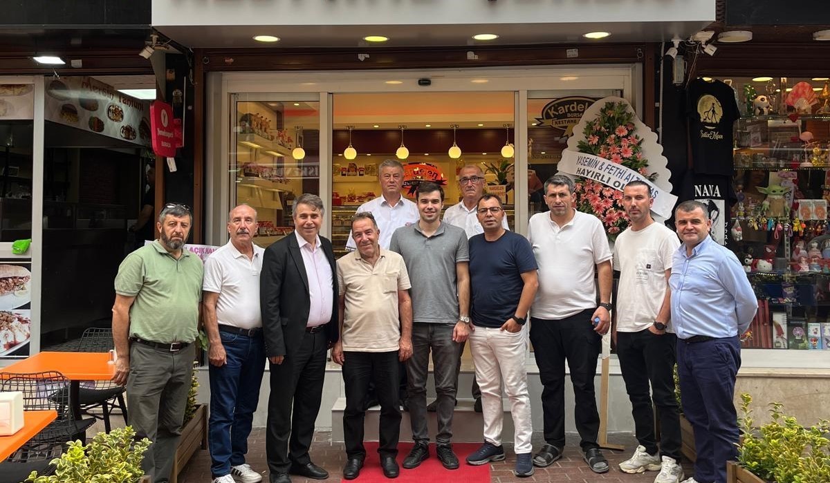 Kardelen kestane şekeri şimdi de ünlü cadde’de 