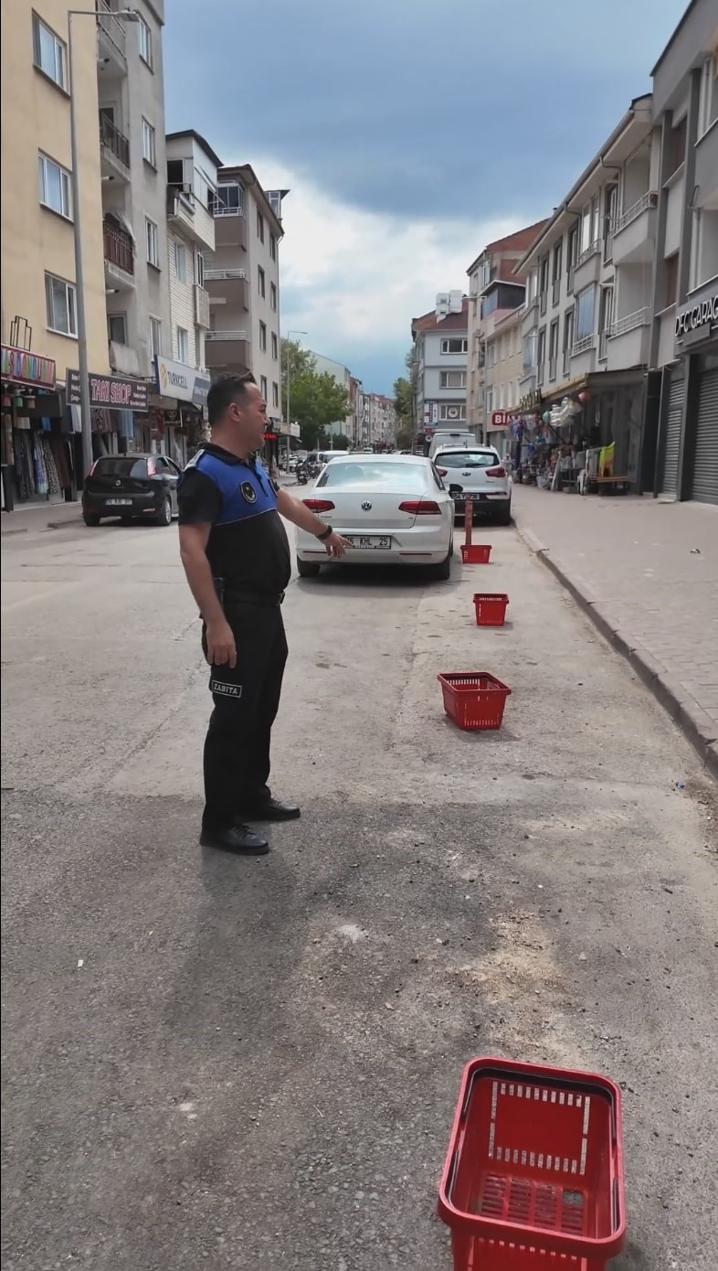 İnegöl’de kaldırım ve yol işgallerine geçit yok 