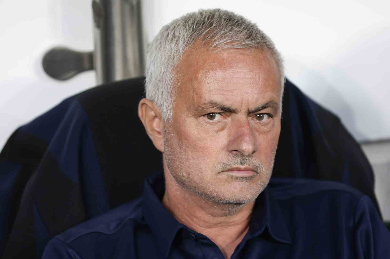 UEFA Şampiyonlar Ligi: Fenerbahçe: 0 - Feyenoord: 0 (Maç devam ediyor) 