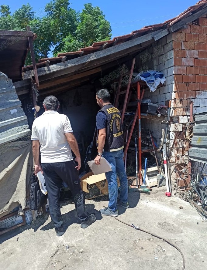 Antalya’da hurdacı ve spotçulara yönelik operasyon: 8 iş yeri mühürlendi 