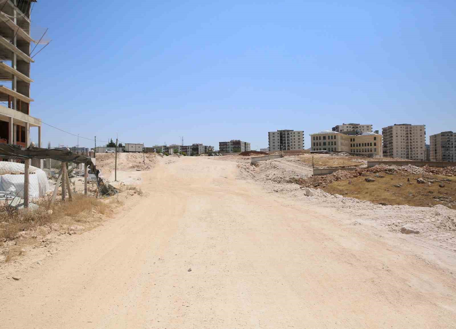 Büyükşehir Belediyesi trafiği rahatlatacak yeni alternatif yol çalışmalarına başladı 