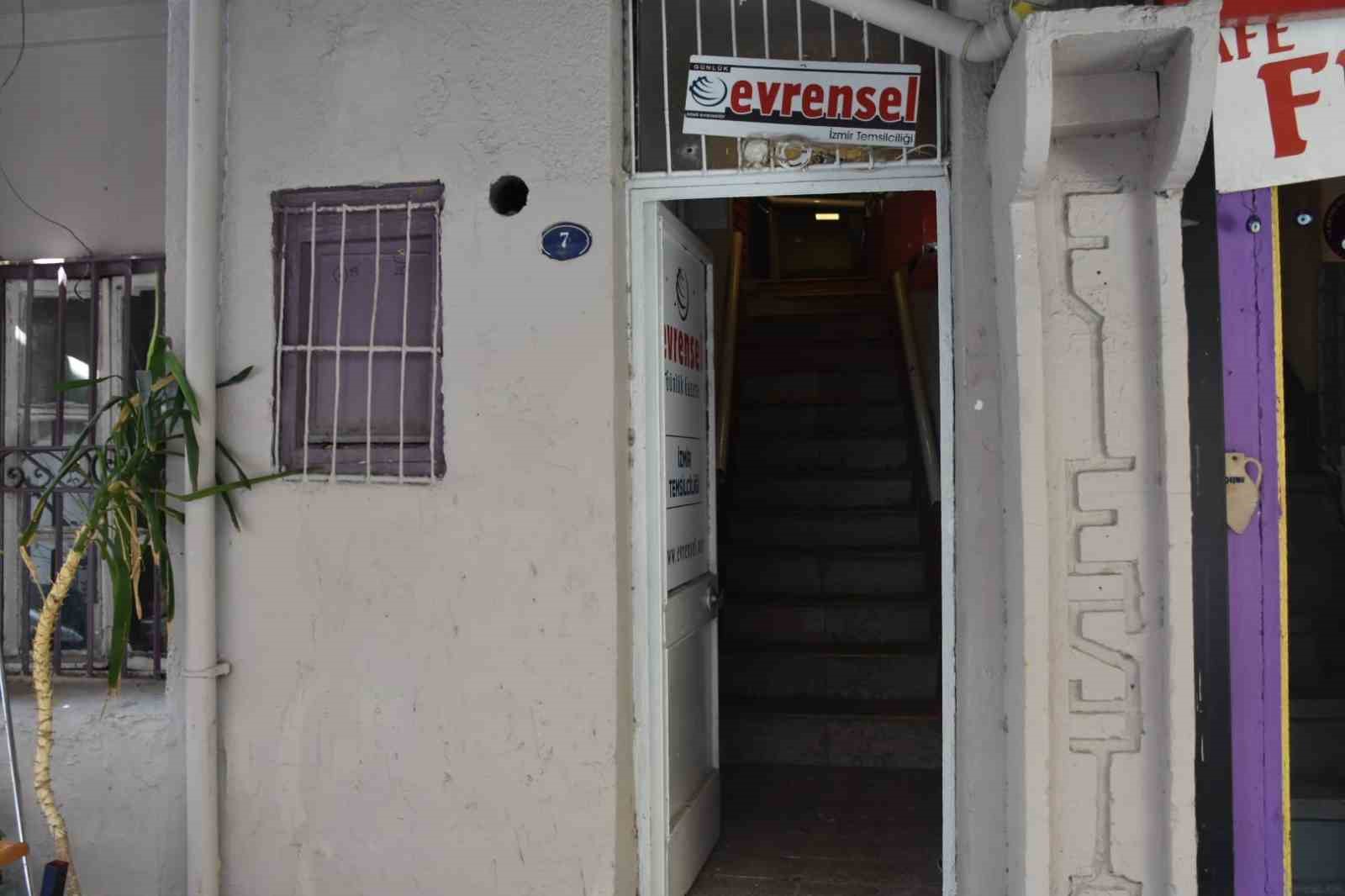 İzmir’de gazete binasına silahlı saldırı kamerada 