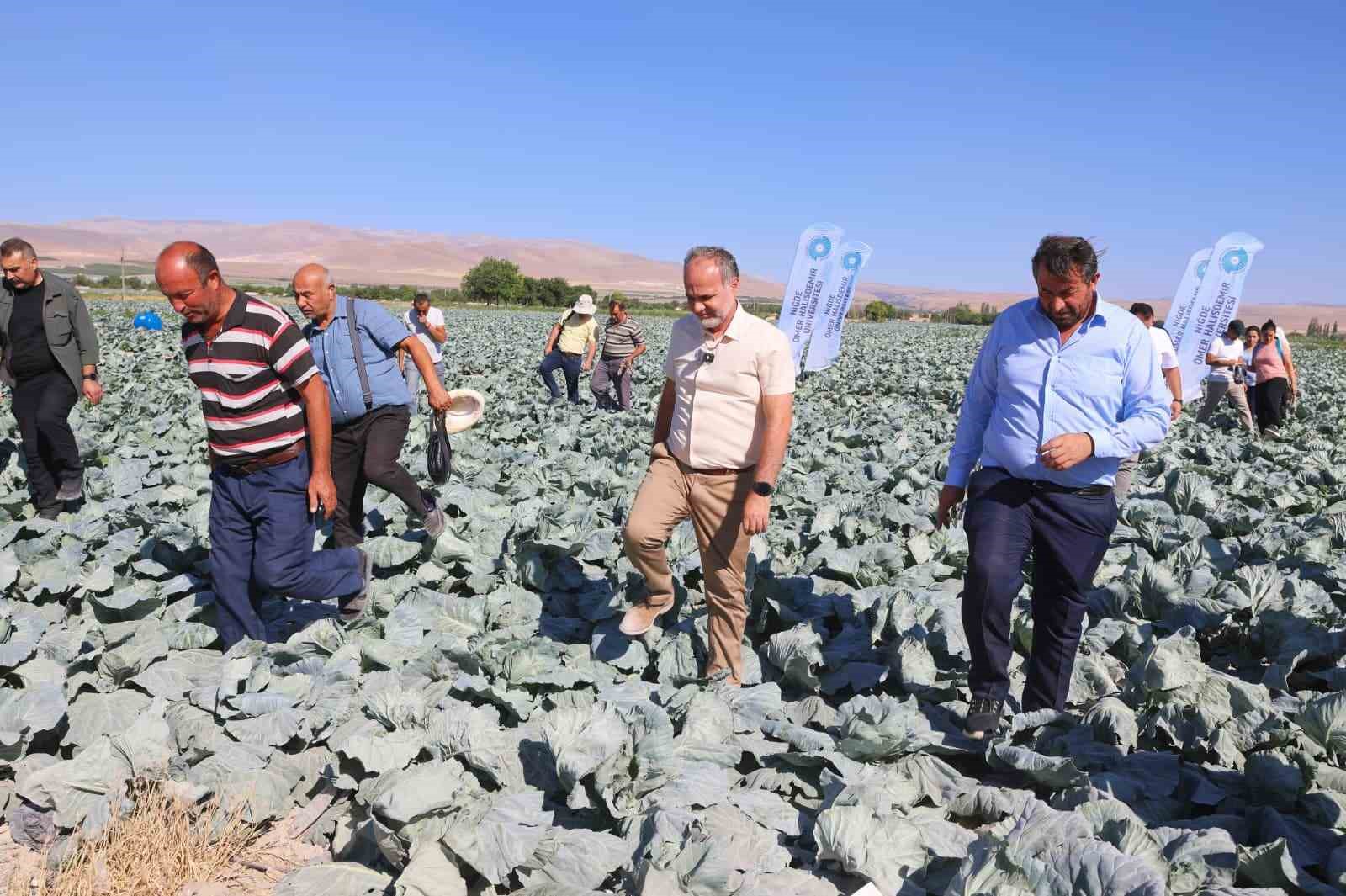 Niğde’de Çiftçi Buluşmalarının ilki Kaynarca Köyü’nde gerçekleştirildi 