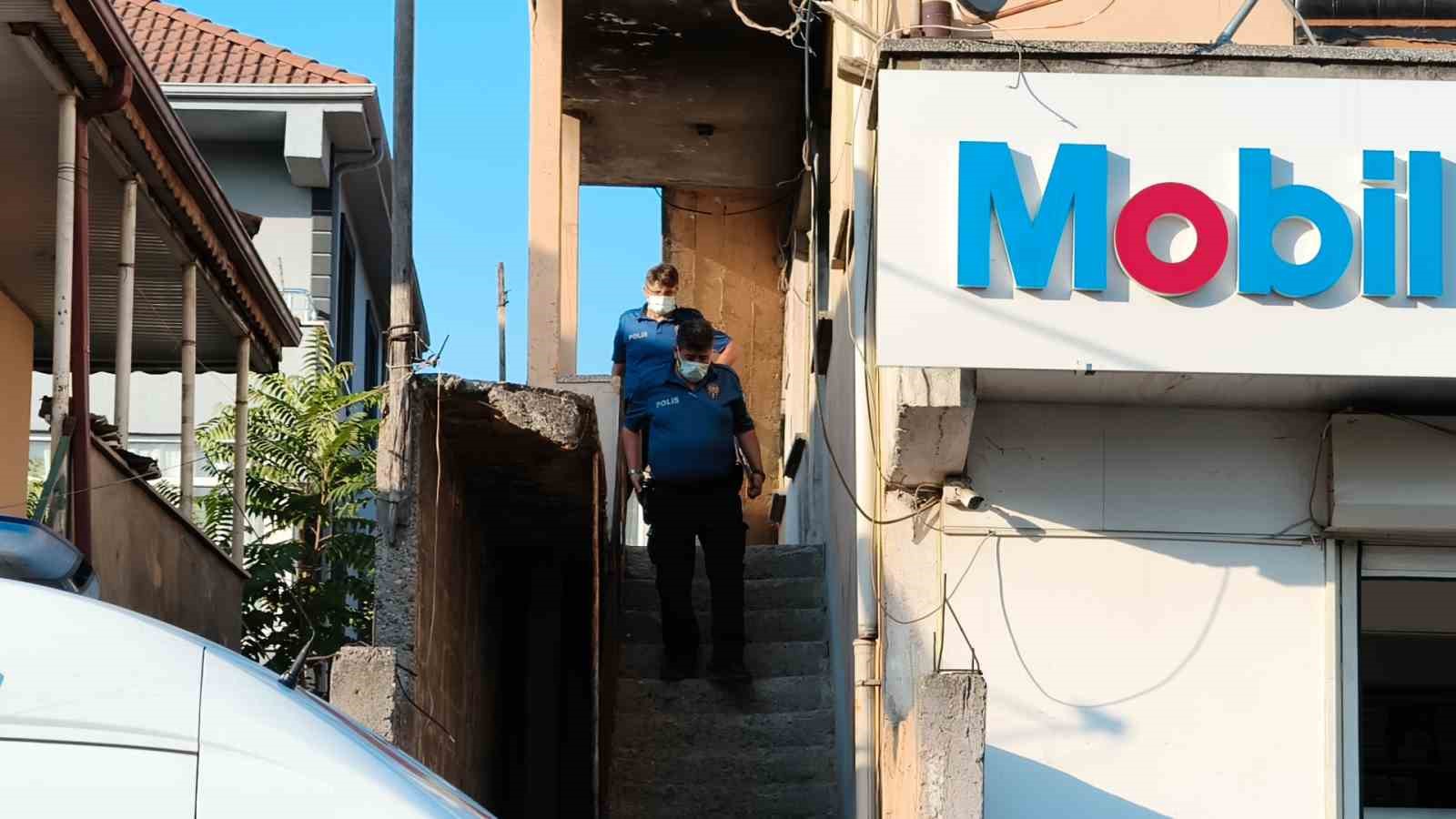 Düzce’de bir kişi evinde ölü bulundu 