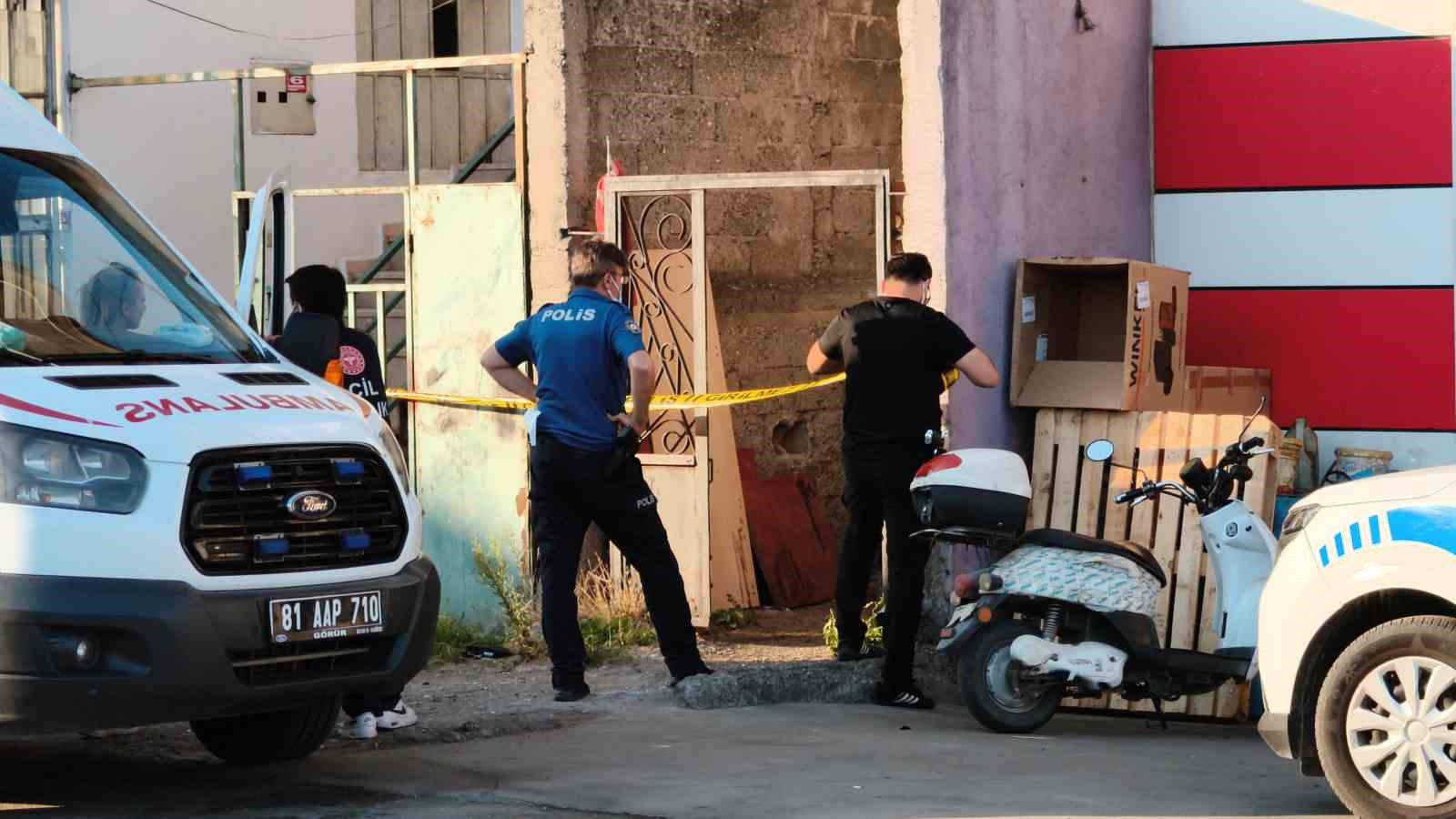 Düzce’de bir kişi evinde ölü bulundu 