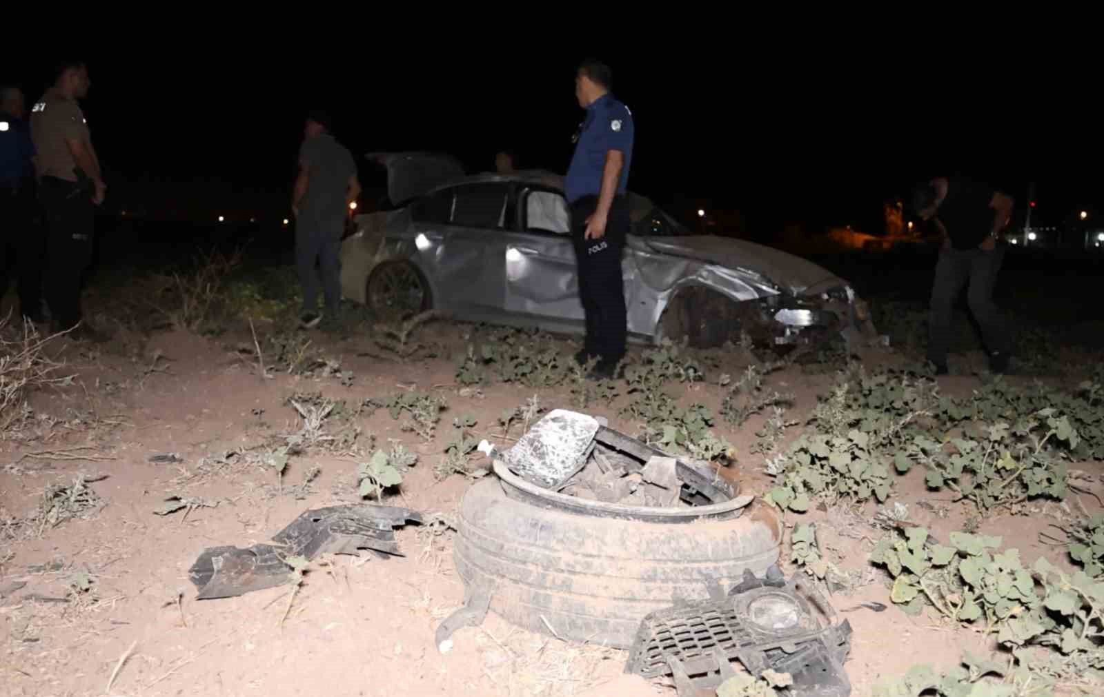 Şarampole takla atıp hurdaya dönen otomobilin sürücüsü ağır yaralandı 