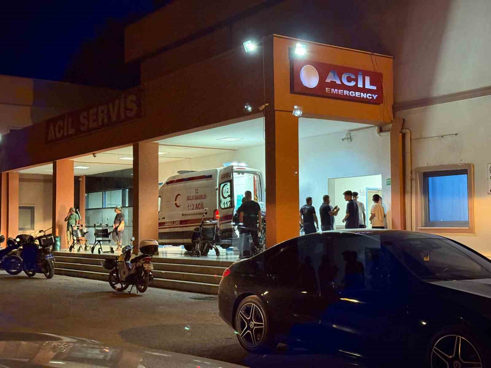 Iğdır’da motosiklet ile polis aracı çarpıştı: 2 ağır yaralı 