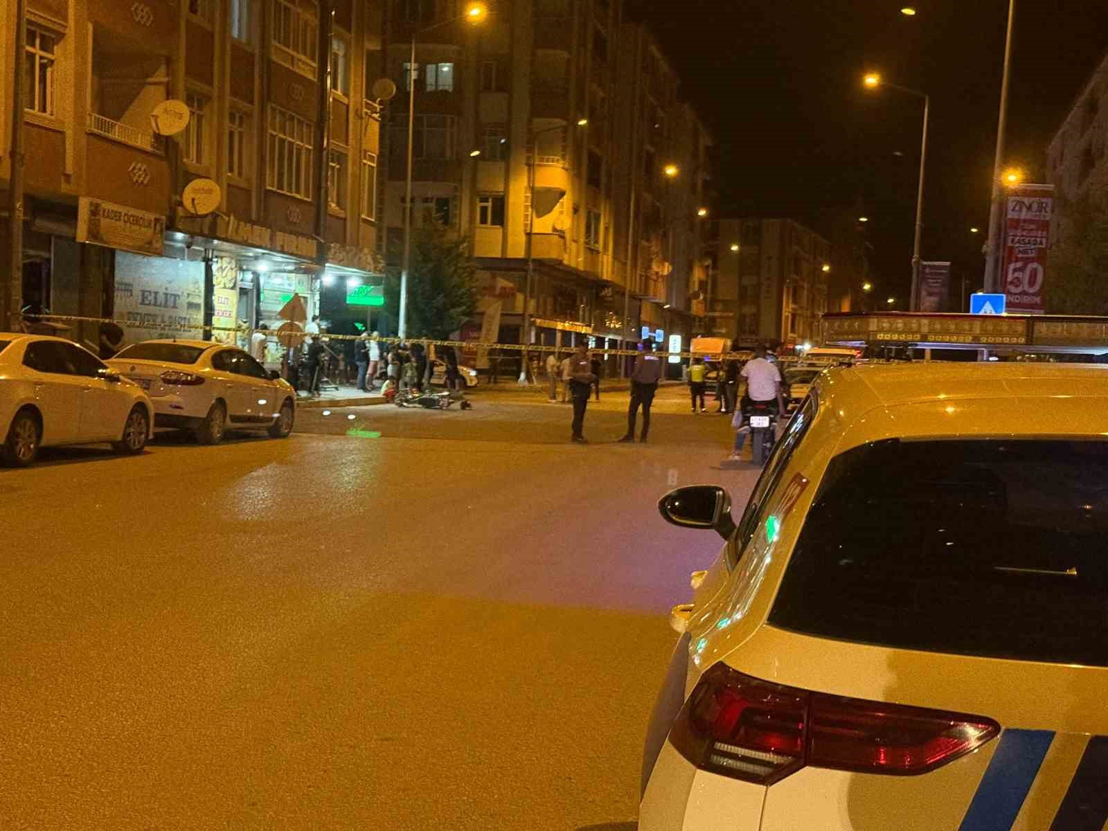 Iğdır’da motosiklet ile polis aracı çarpıştı: 2 ağır yaralı 