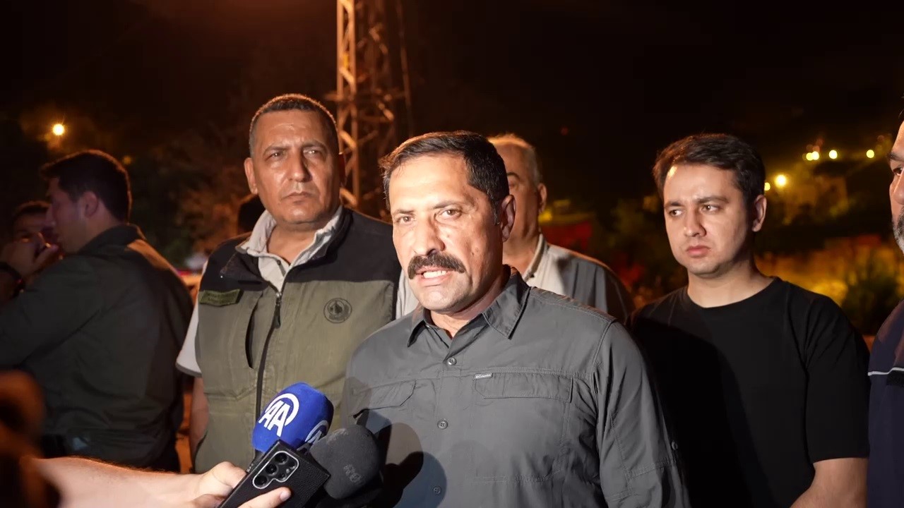 Hatay’daki orman yangınıyla ilgili Vali Masatlı’dan açıklama: 