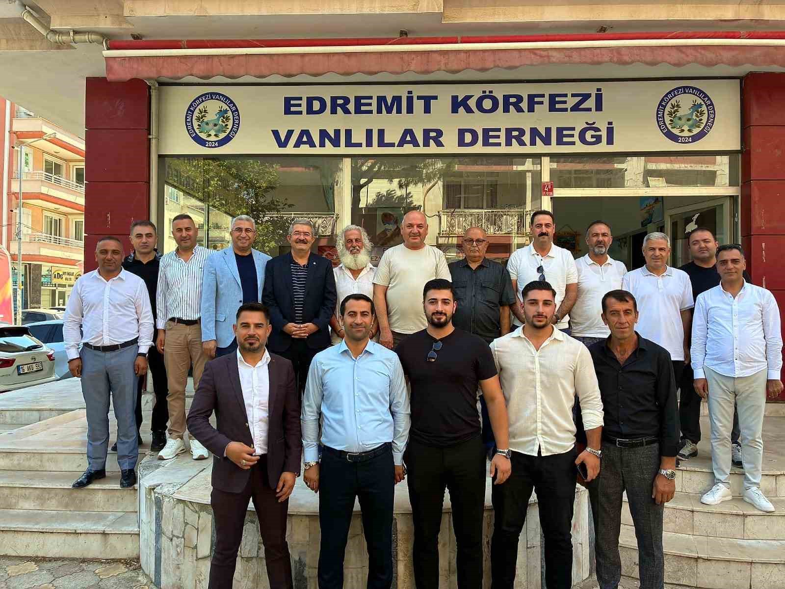 Van TSO heyetinden Edremit Körfezi Vanlılar Derneği’ne anlamlı ziyaret