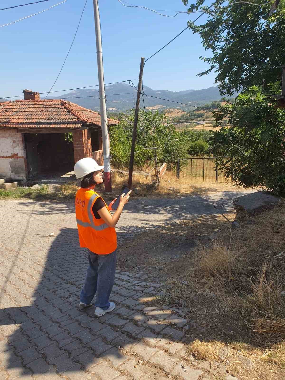 BARÜ’den deprem bölgesindeki hasar tespit çalışmalarına destek 