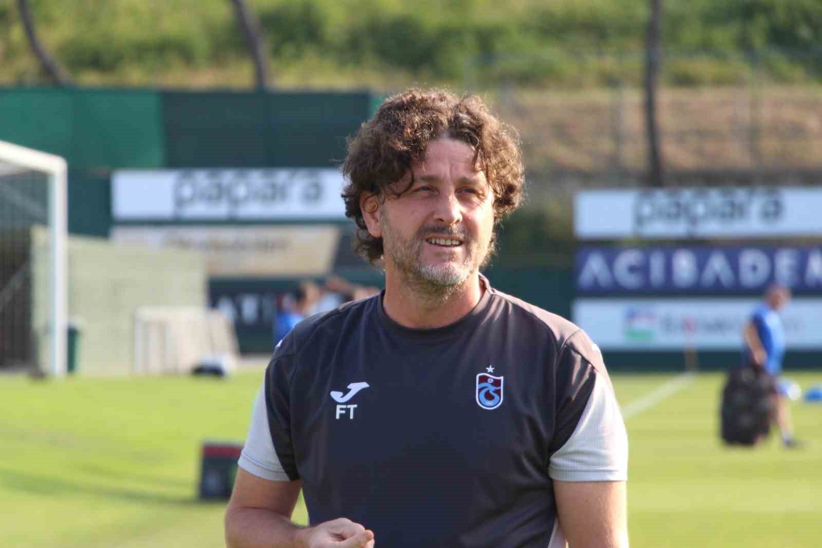 Mustafa Eskihellaç: 