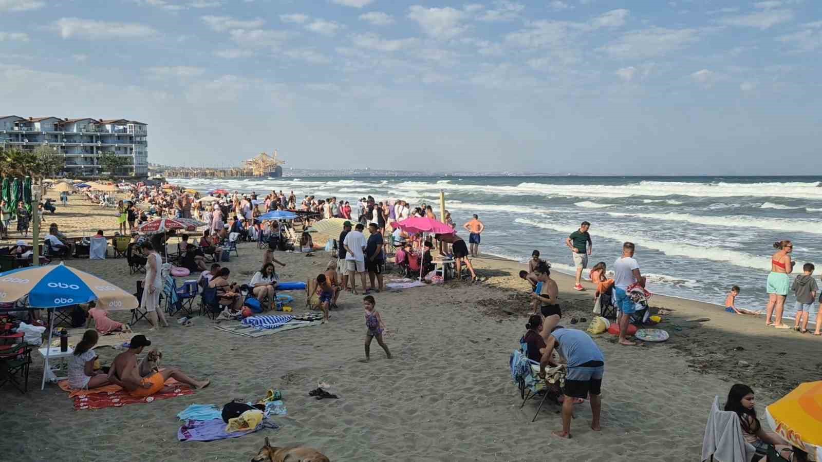 Tekirdağ’da yasağa uyulmayan denizde can pazarı yaşandı: 2 kişi kurtarıldı, 1 kişi kayıp 