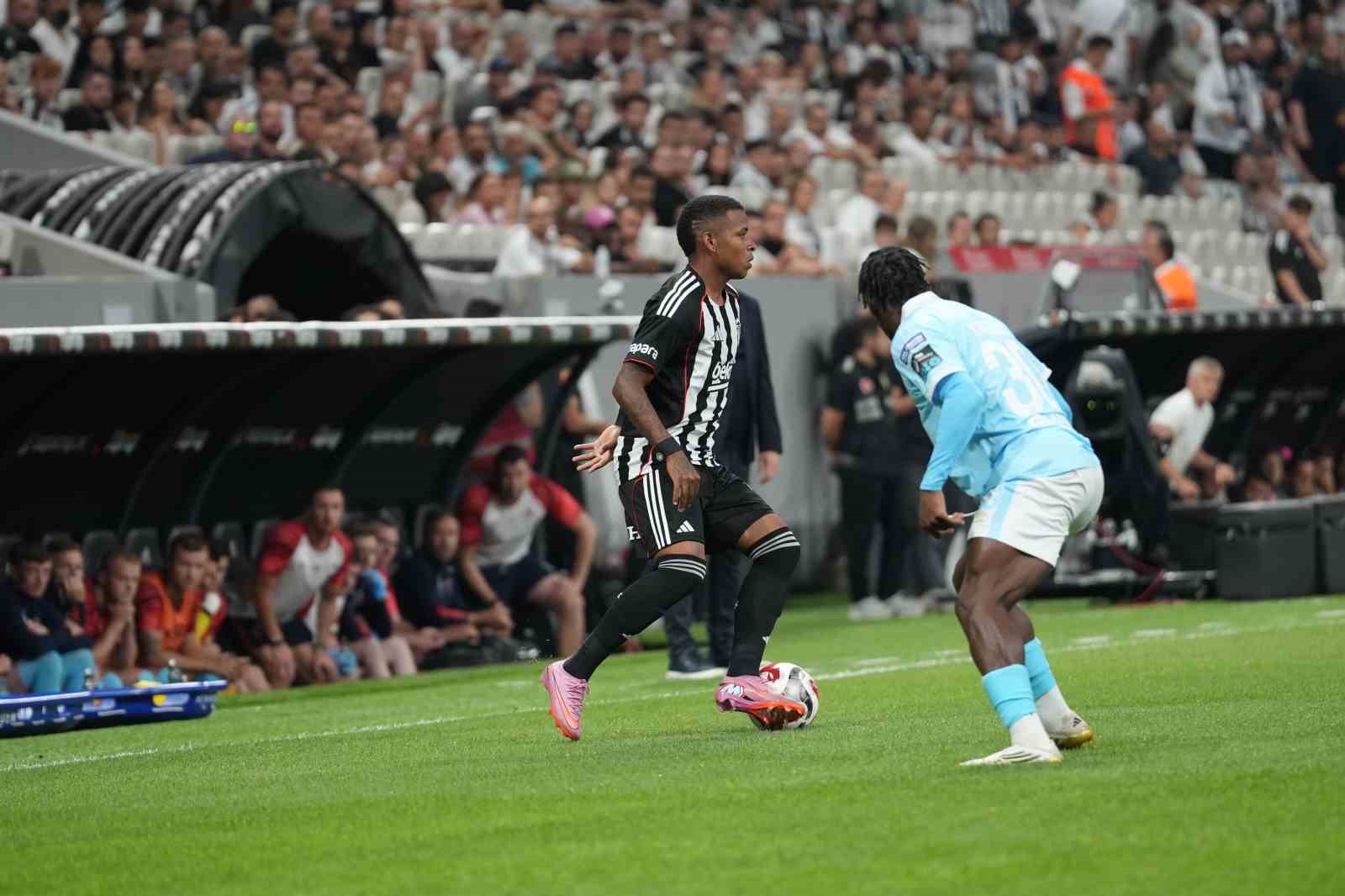 UEFA Konferans Ligi: Beşiktaş: 0 - St. Patrick’s: 1 (Maç devam ediyor) 