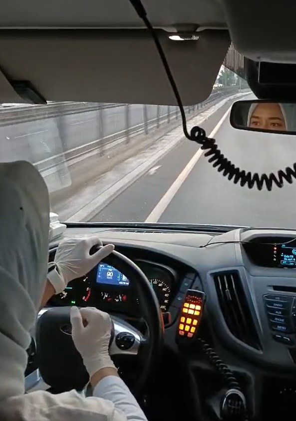 Kadın ambulans şoförleri hayat kurtarıyor 