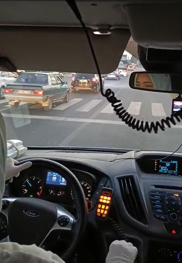 Kadın ambulans şoförleri hayat kurtarıyor 