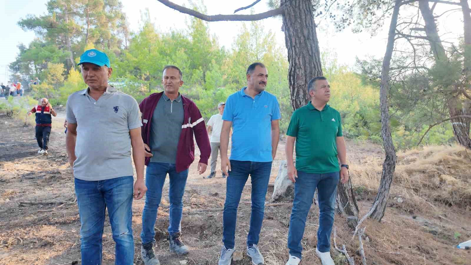 Manisa’daki yangında 5 hektarlık kızılçam ormanı zarar gördü 