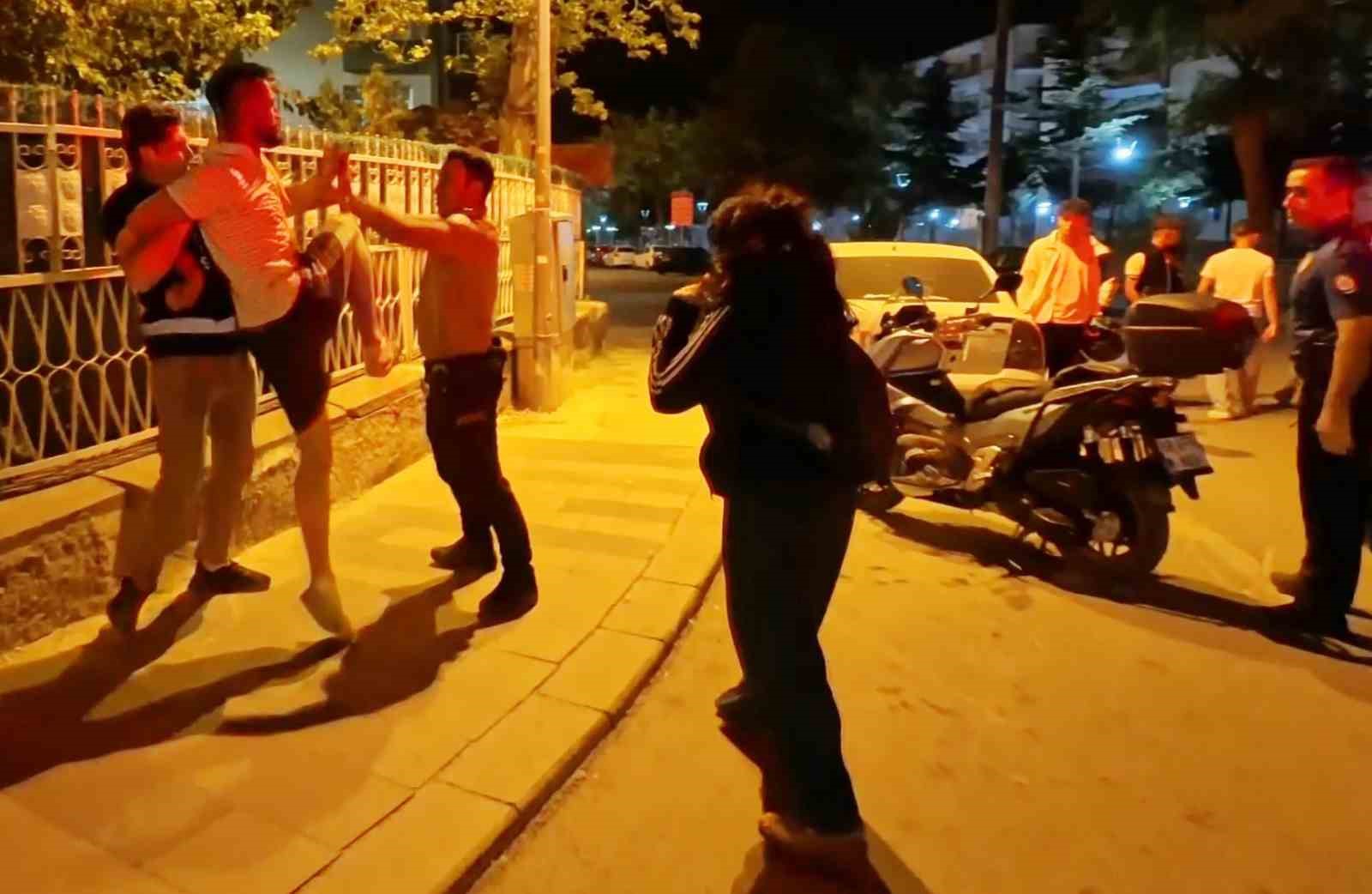 Erkek arkadaşından kaçarken yakalandı, kendini köprüden atmak istedi