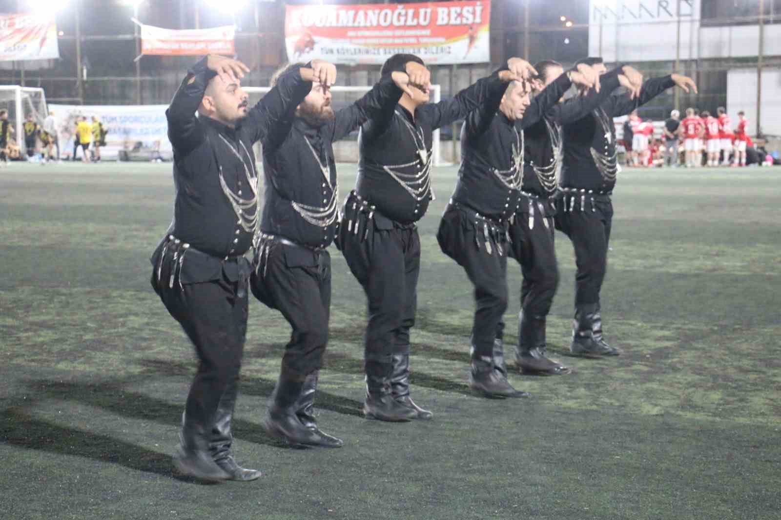 Atakum’da final heyecanı: Kupayı Kurugökçespor kaldırdı 