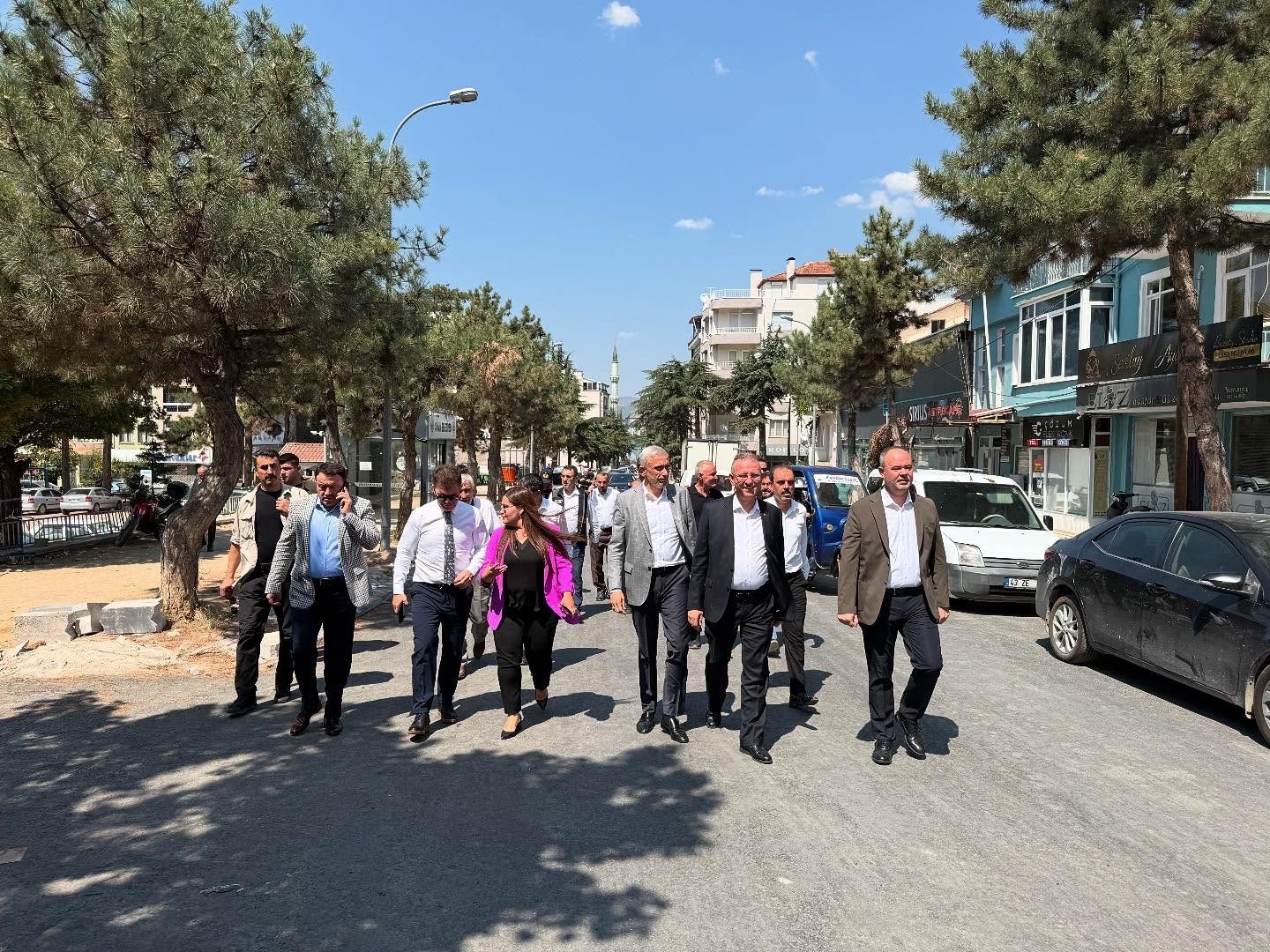 Simav Azerbaycan Caddesi’nde asfalt yol çalışmaları tamamlandı 
