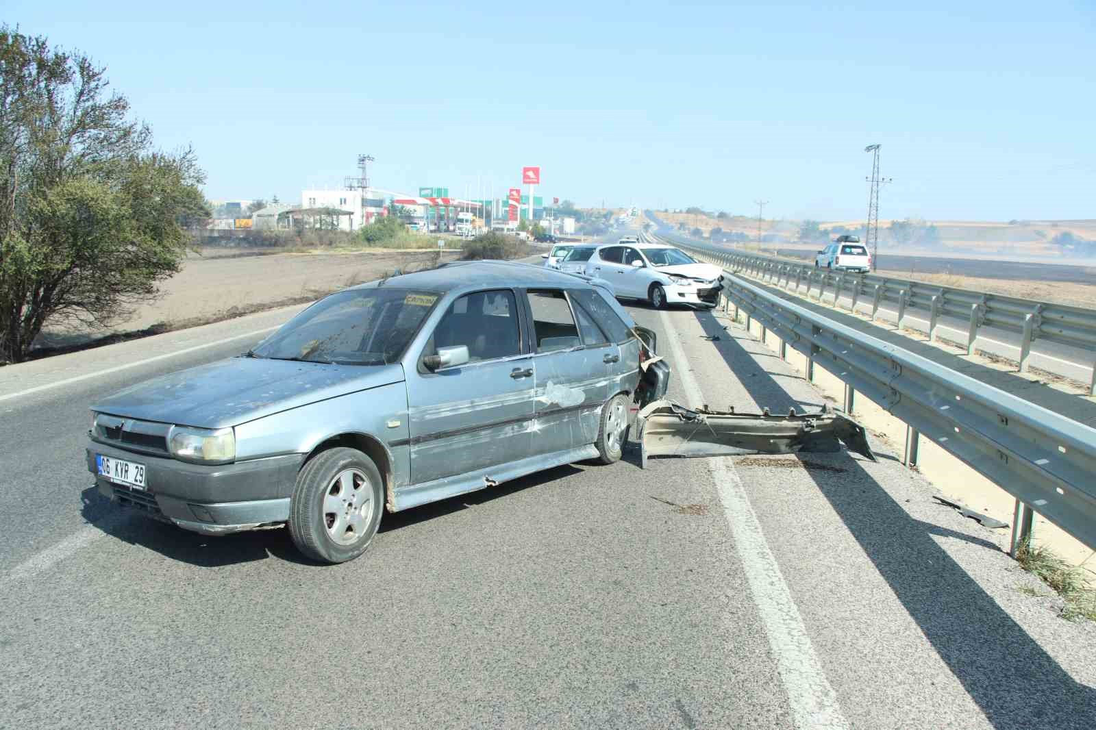 Kırklareli’nde çıkan yangında yoğun duman kazaya sebep oldu: 6 yaralı 