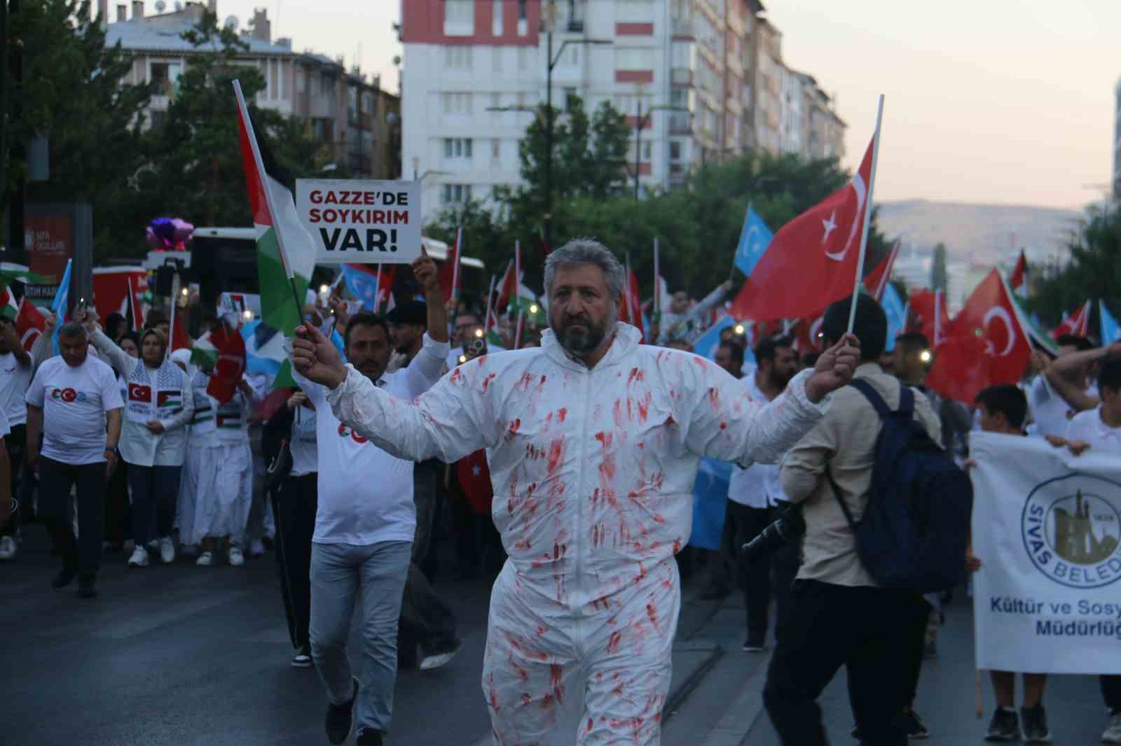 Sivas’ta Filistin’e destek yürüyüşü düzenlendi 