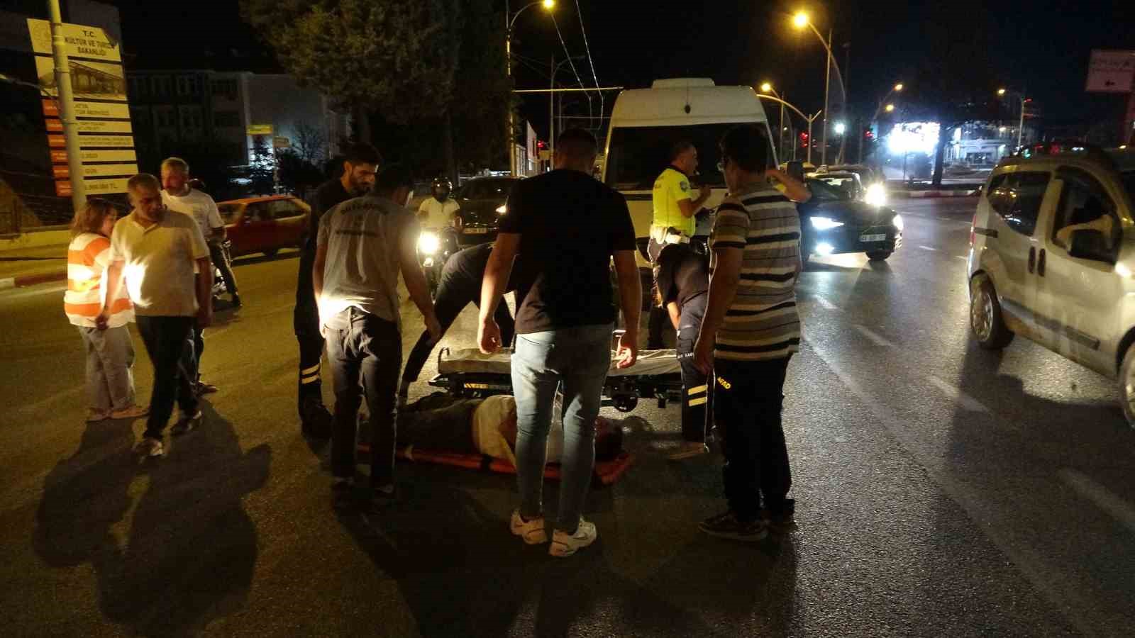 Malatya’da motokurye kazada yaralandı 