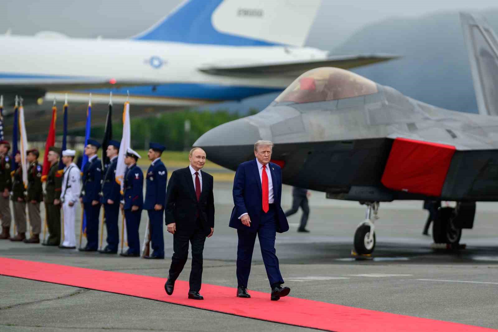 Alaska’da Trump-Putin görüşmesi başladı 