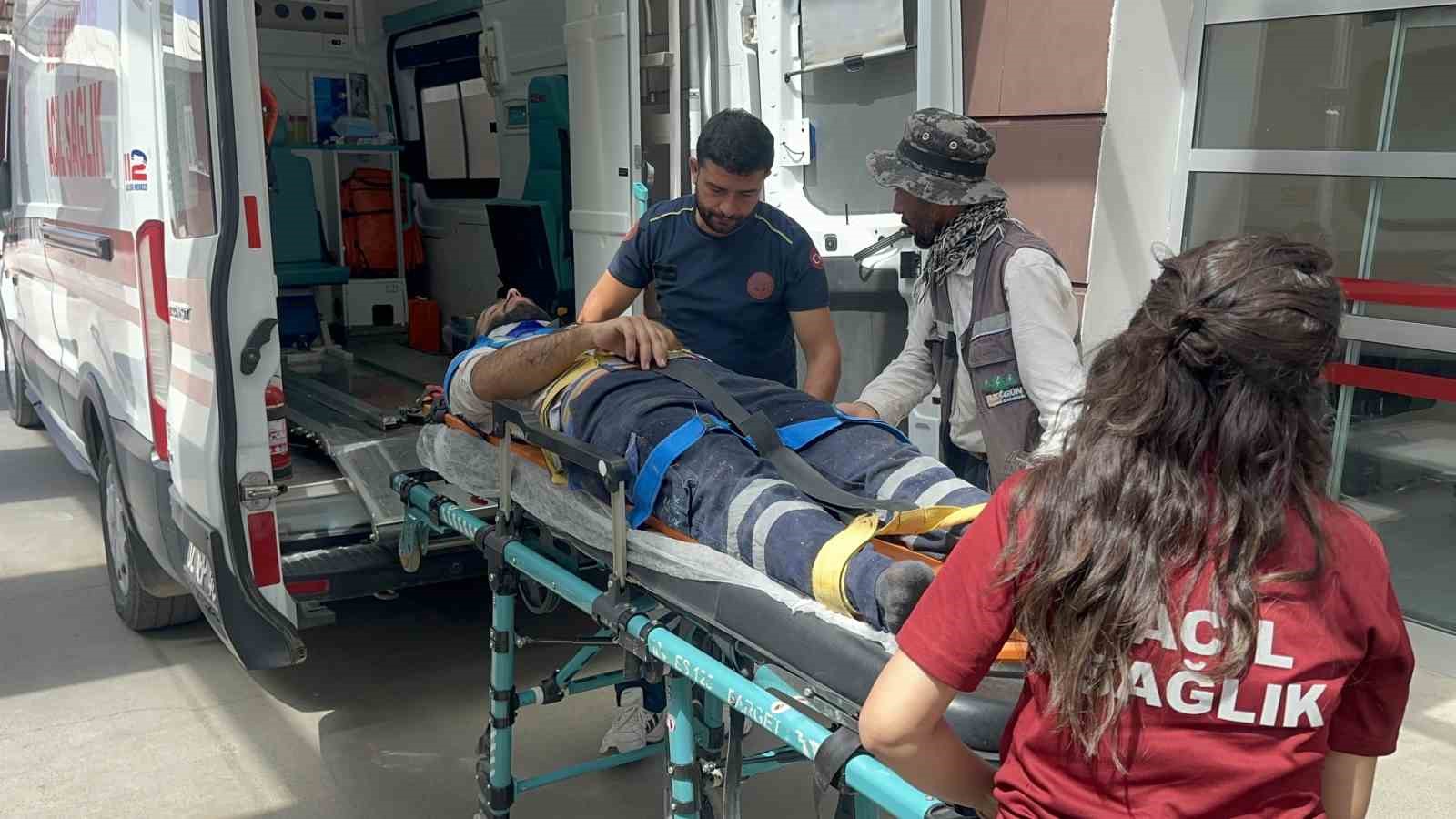 Yüksekten düşen işçi yaralandı 