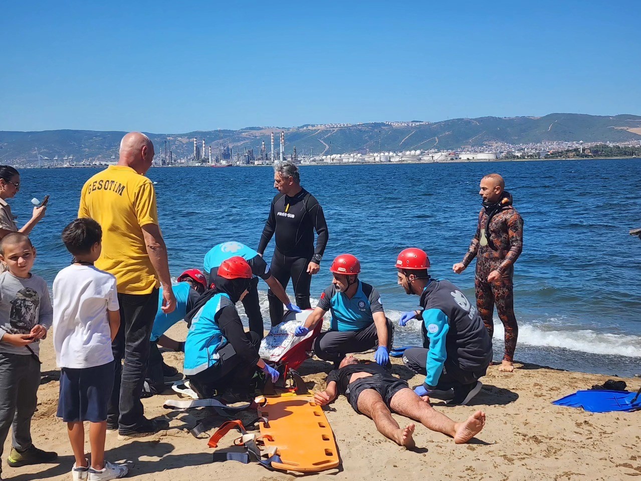 Gölcük’te gerçeğini aratmayan tatbikat 