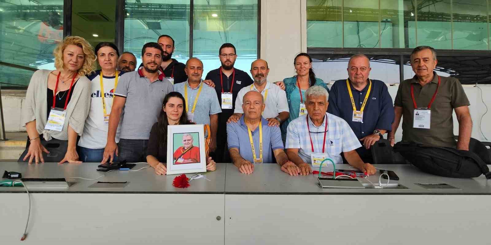 Bursaspor Eskişehirspor maçında Engin Aksöz unutulmadı 