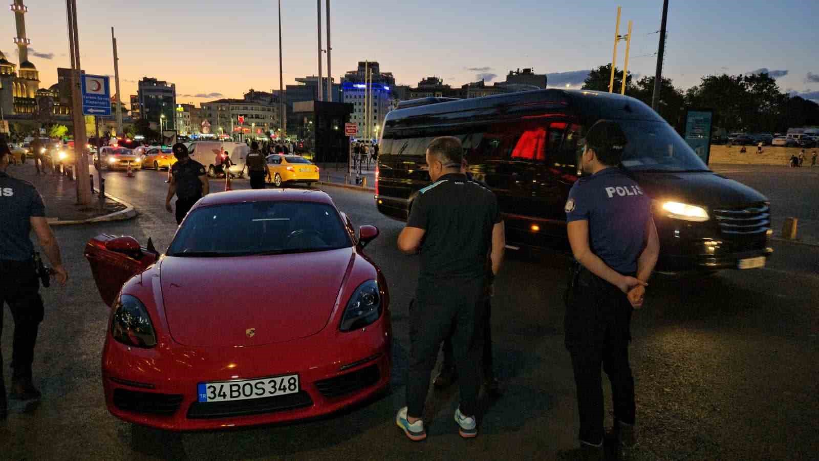 İstanbul’da helikopter destekli ‘Huzur İstanbul’ denetimi 