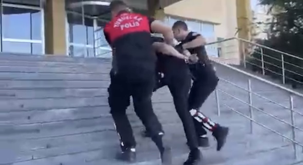 Aranan şahıs uyuşturucuyla yakalandı 