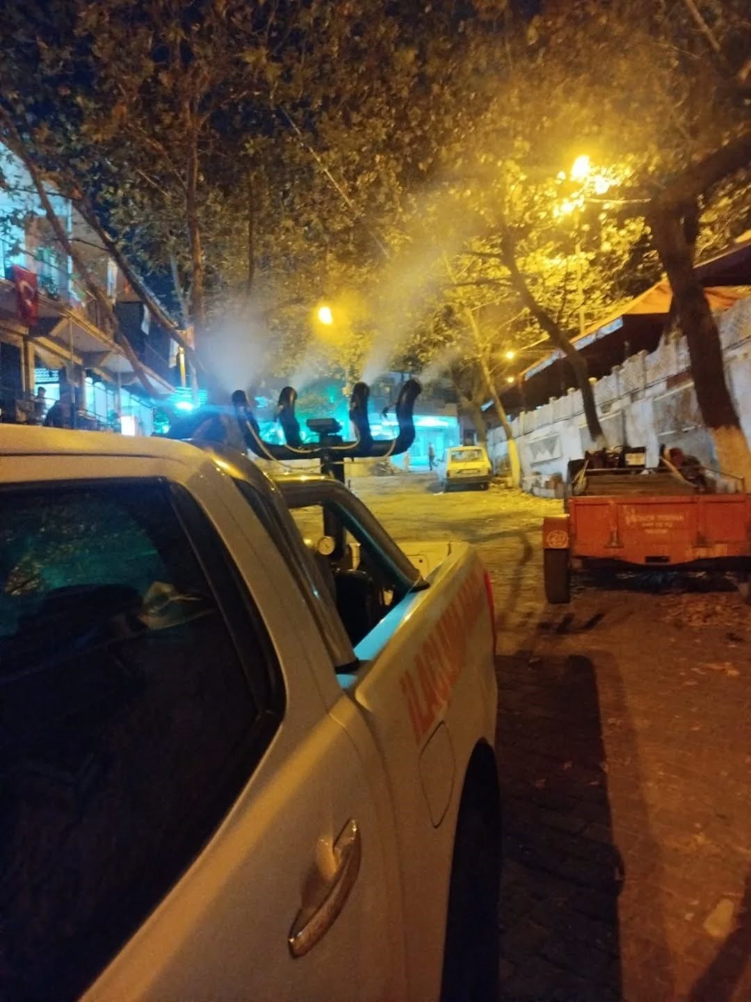 Germencik’te sivrisinekle mücadele aralıksız sürüyor 