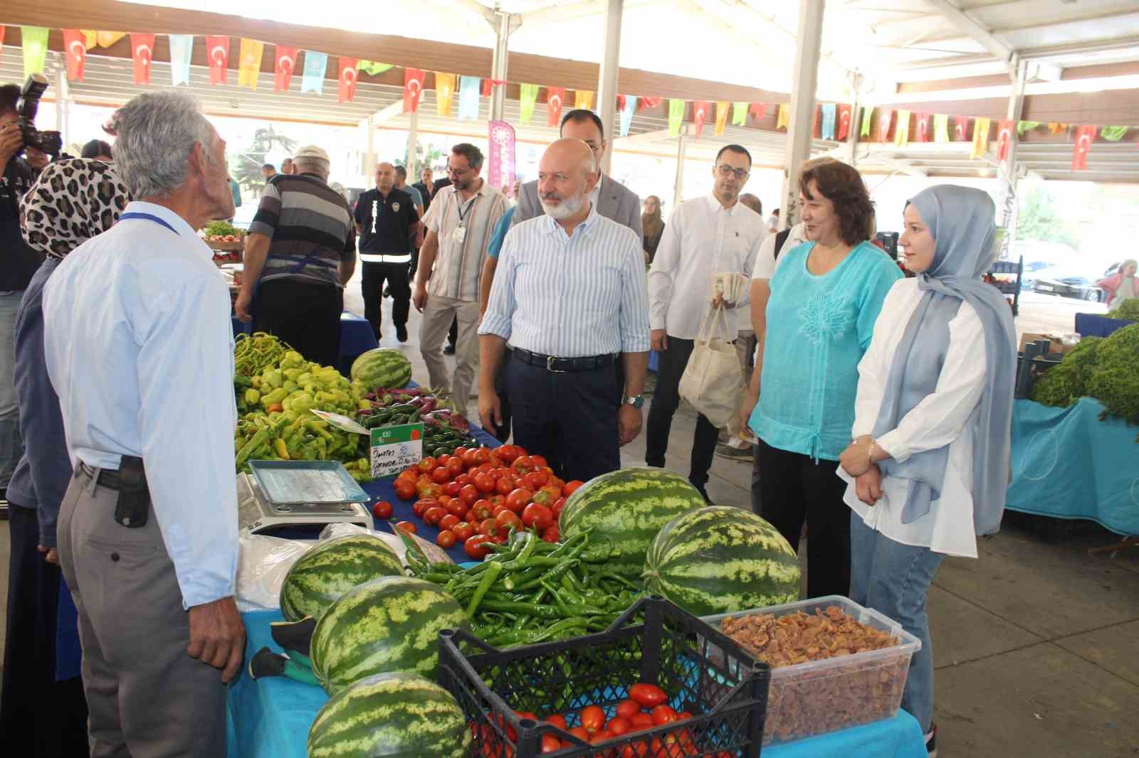 Yüzde 100 Ekolojik Pazar açıldı 