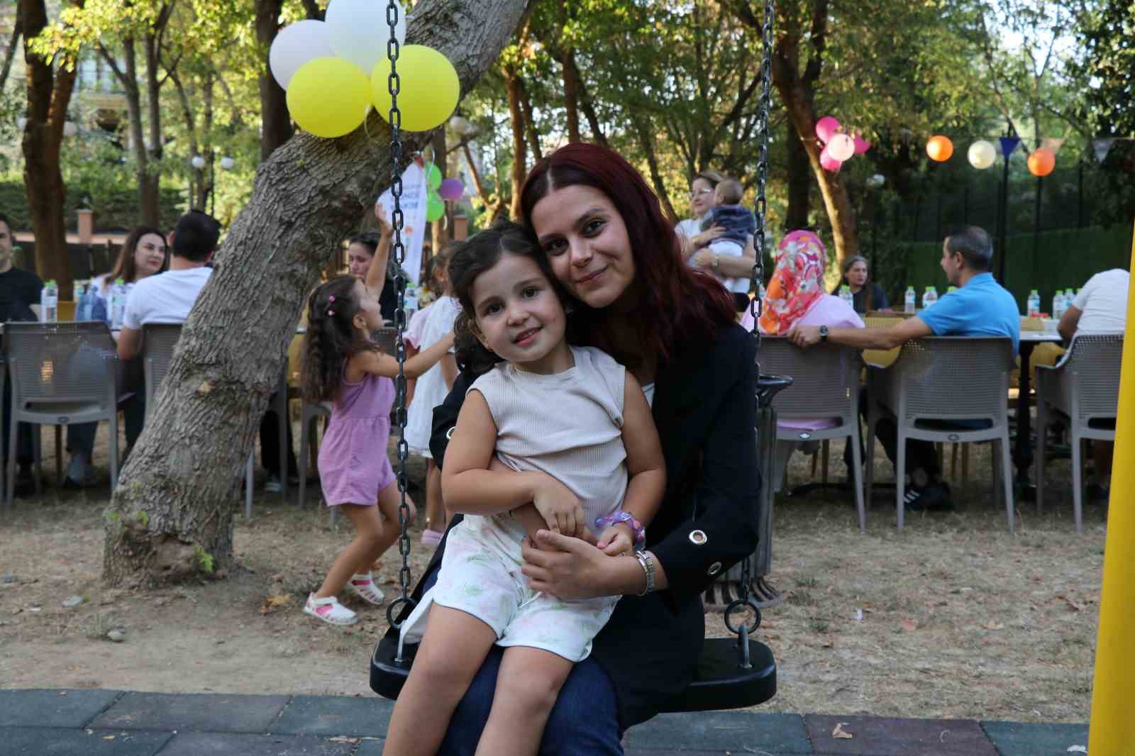 Düzce Belediyesi Gündüz Bakımevi ilk mezunlarını verdi 