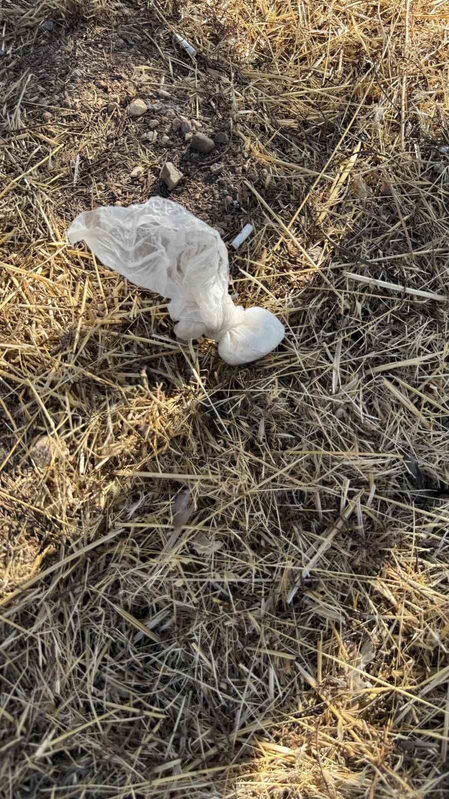 Polise çarpıp kaçtı, 141 gram metamfetamin ele geçirildi 