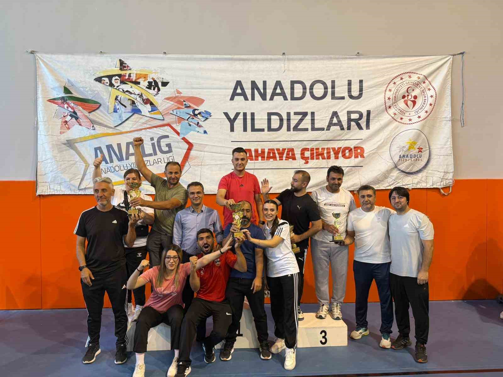 Muşlu karatecilerden büyük başarı 